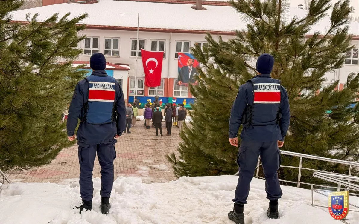 Okullarda Trafik Tedbirleri ve Servis Denetimleri Hız Kesmeden Sürüyor