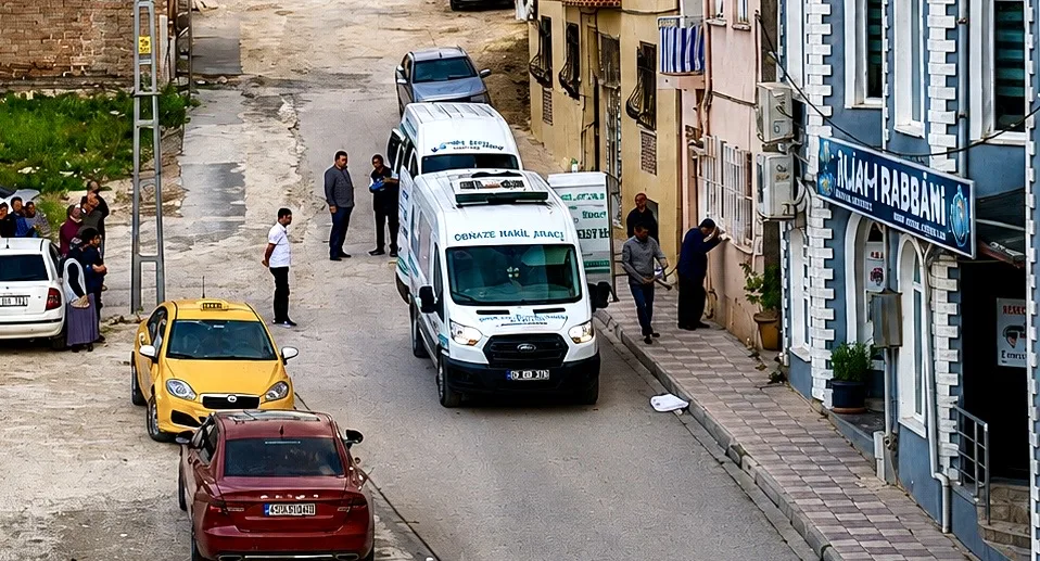 61 Yaşındaki Adamın Acı Sonu: Evinde Hareketsiz Bulundu