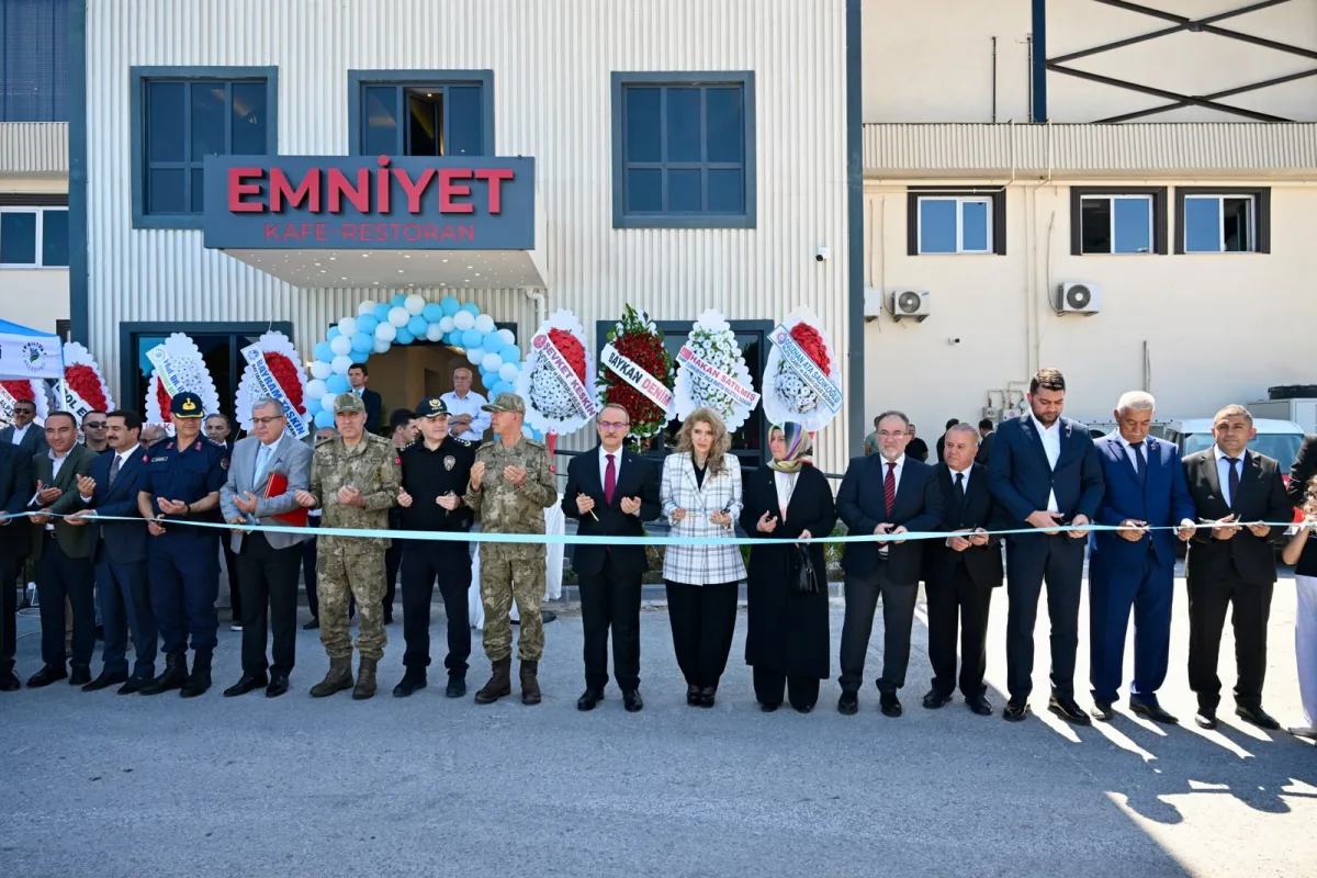 Vali Seddar Yavuz, Emniyet Kafe-Restoran Açılışına Katıldı