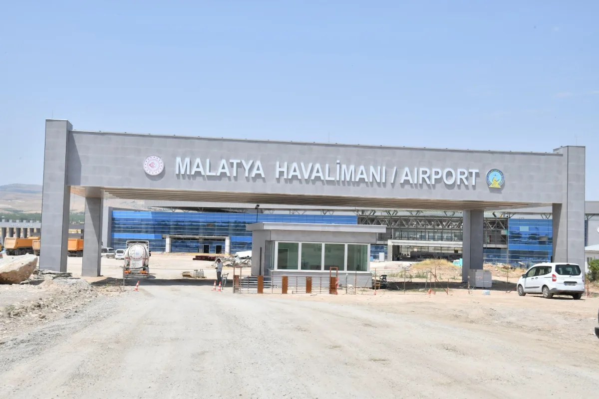 Milletvekili Babacan müjdeyi verdi havalimanı o tarihte açılacak