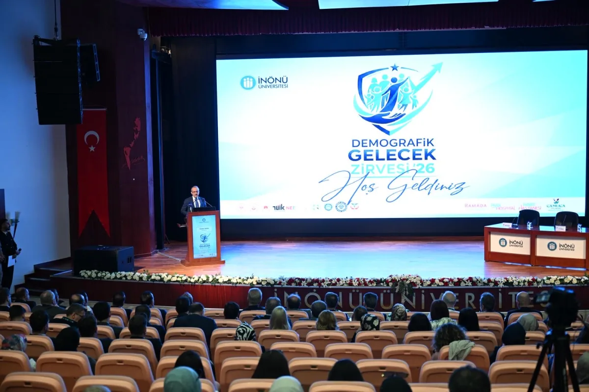 “Türkiye’de Doğurganlık Çöküşü Çalıştayı Malatya’da Düzenlendi.