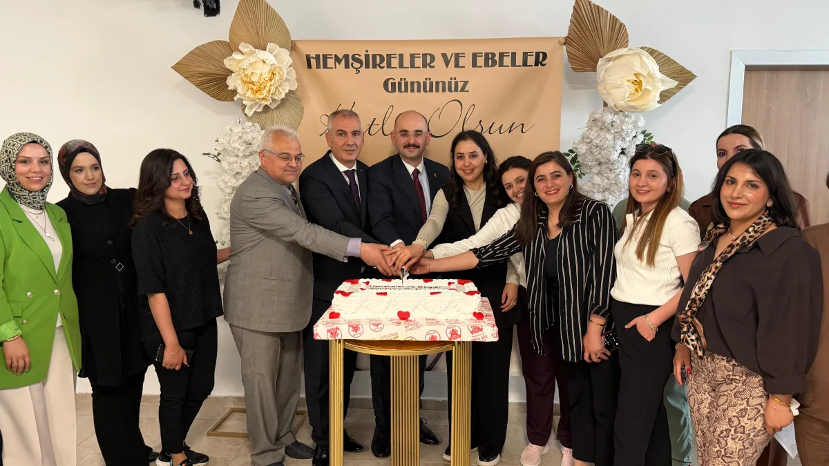 Hemşire ve Ebelere Moral Veren Kutlama Doğanşehir’de Gerçekleşti