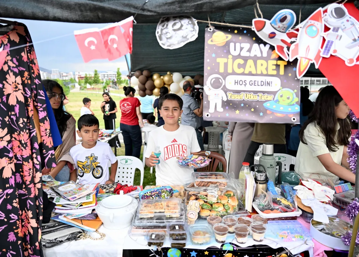 Yeşilyurt Belediyesinden Yetimler Kervanı’na 36 Bin TL Destek